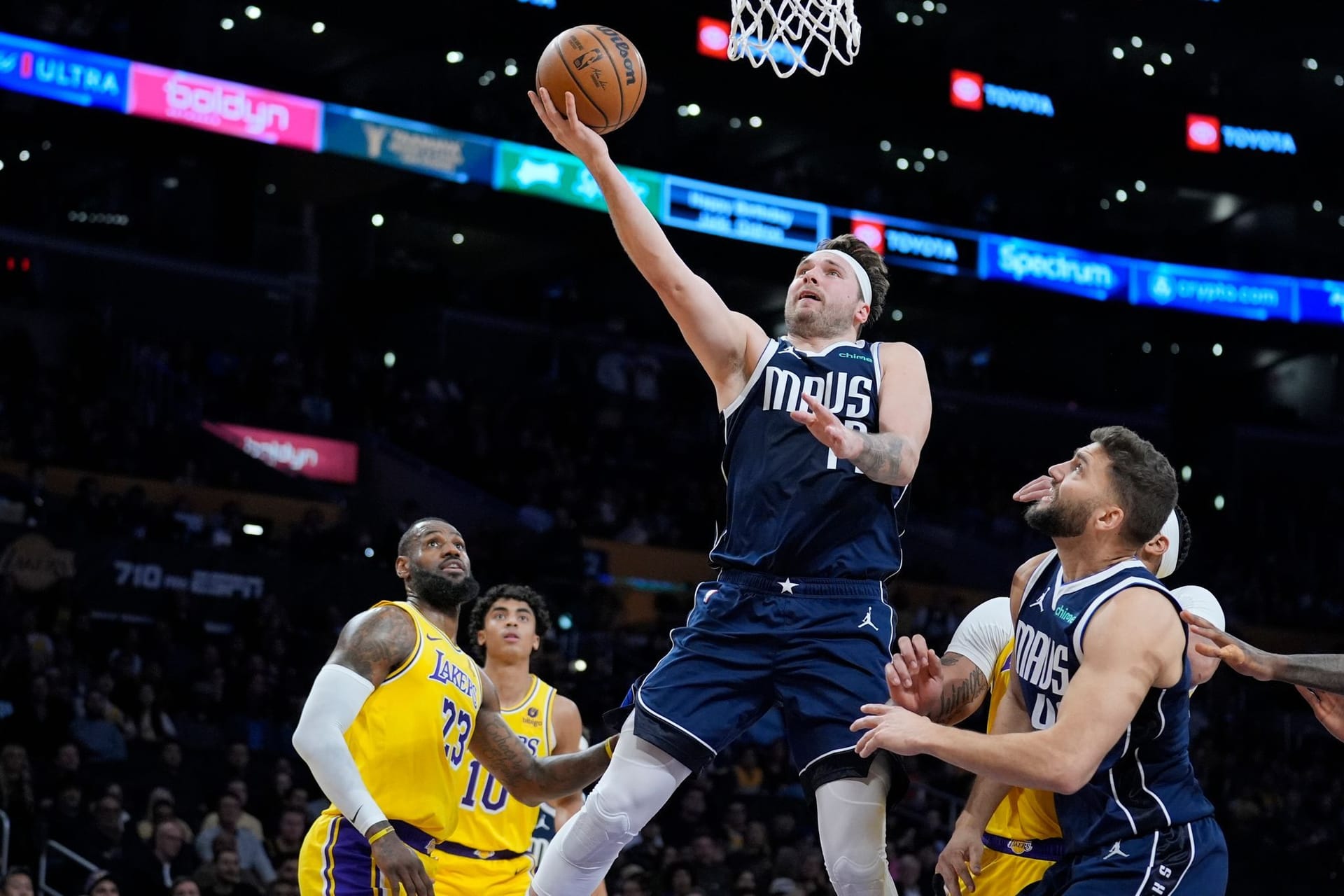Los Angeles Lakers - Dallas Mavericks