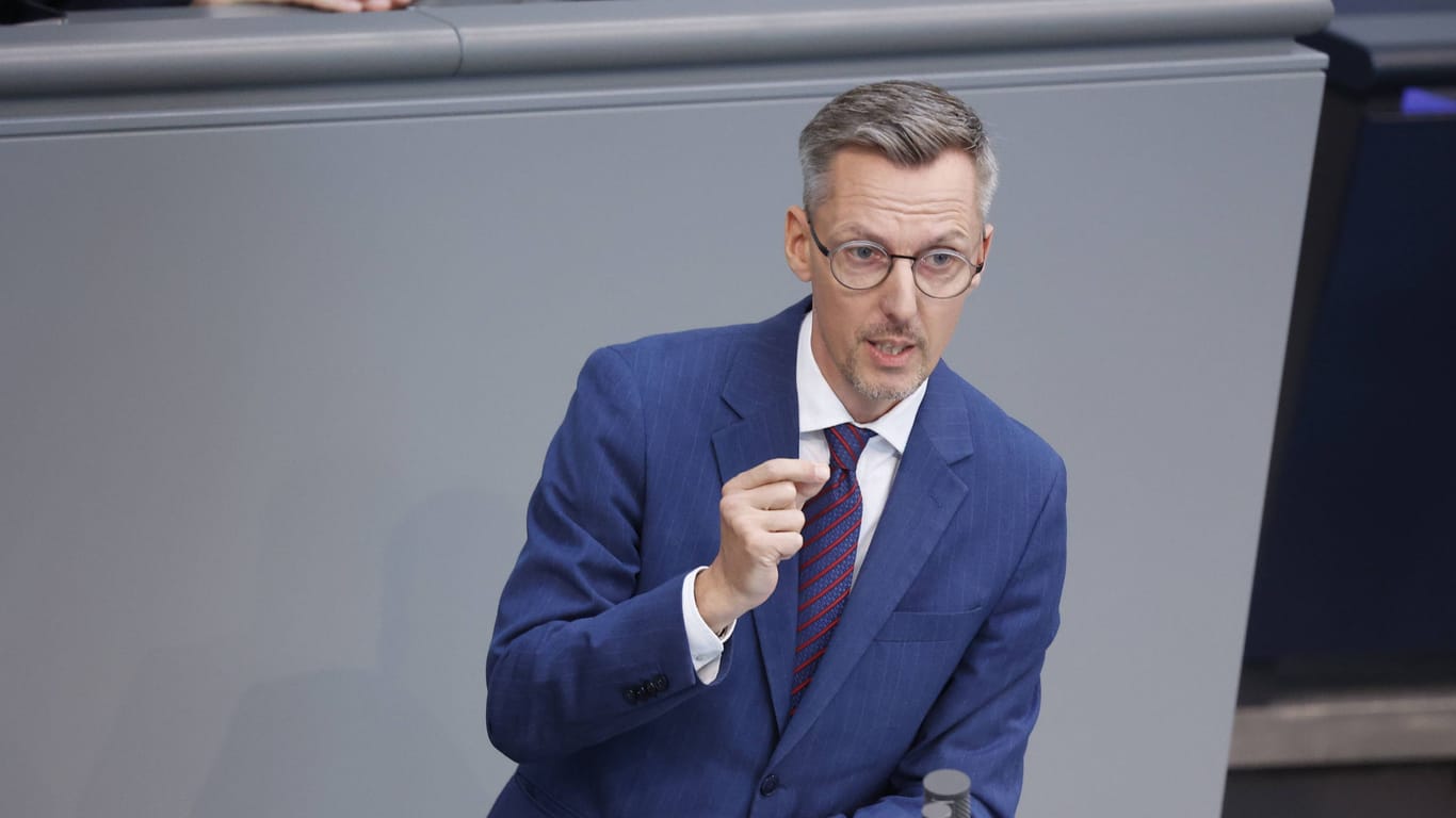 SPD-Politiker Castellucci im Bundestag: "Die AfD ist ein Fall für den Verfassungsschutz."