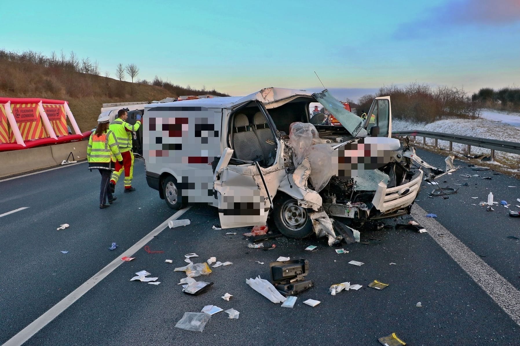 Die Unfallstelle: Vier Verletzte forderte ein schwerer Auffahrunfall auf Autobahn 8 bei Rutesheim.