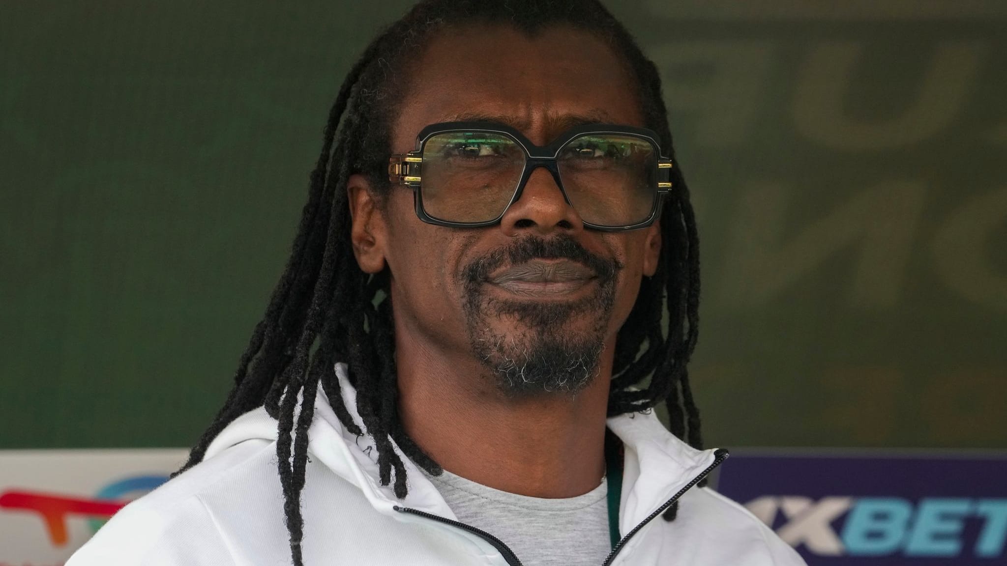 Senegals Trainer nach Sieg gegen Kamerun im Krankenhaus