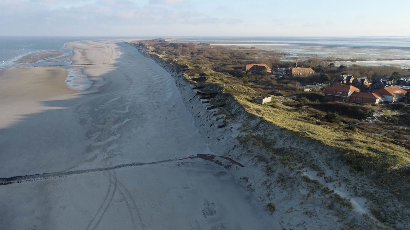 An den Nordostdünen von Wangerooge ist der Strand auf rund 500 Metern Länge einfach verschwunden.