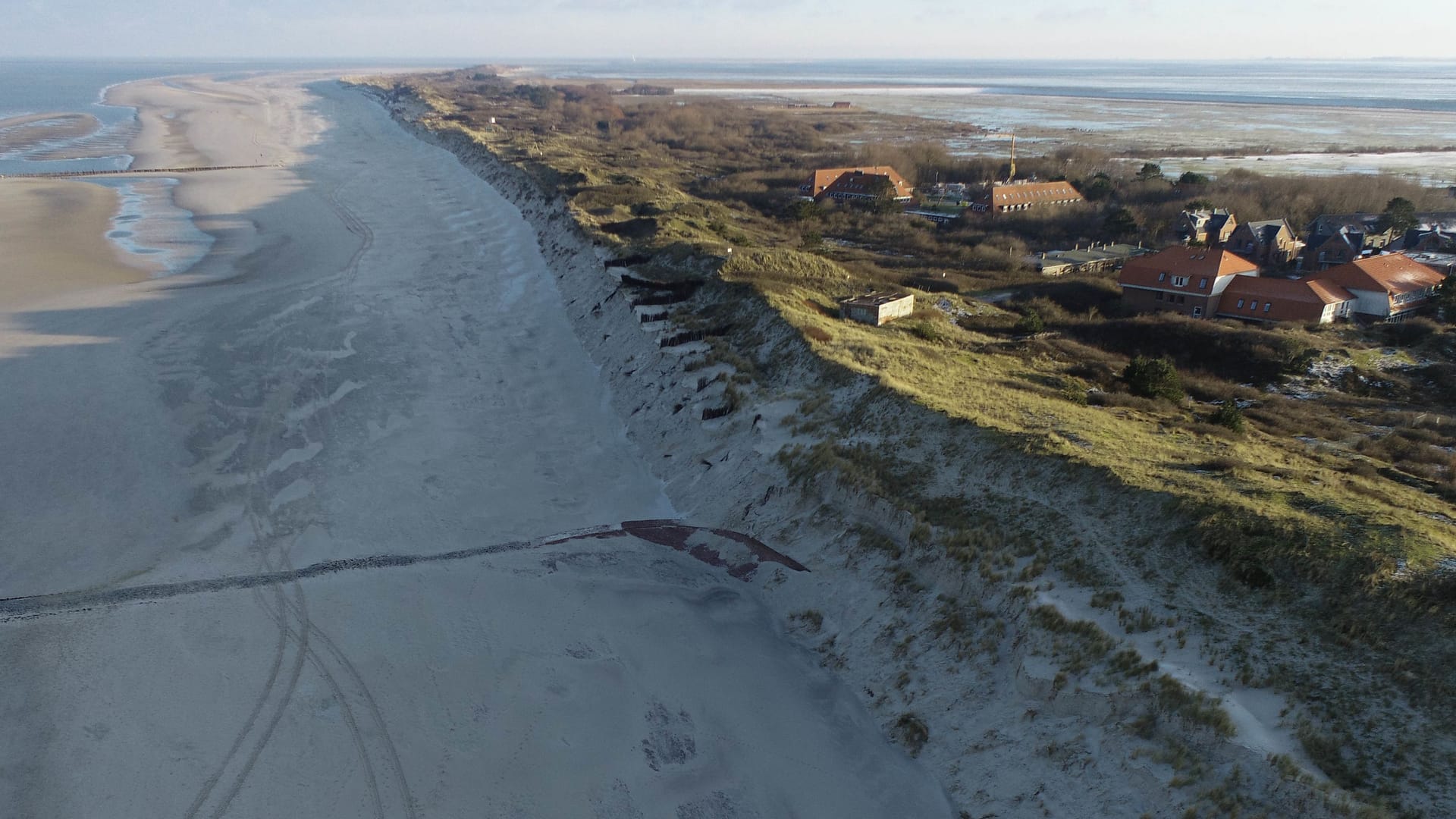 An den Nordostdünen von Wangerooge ist der Strand auf rund 500 Metern Länge einfach verschwunden.