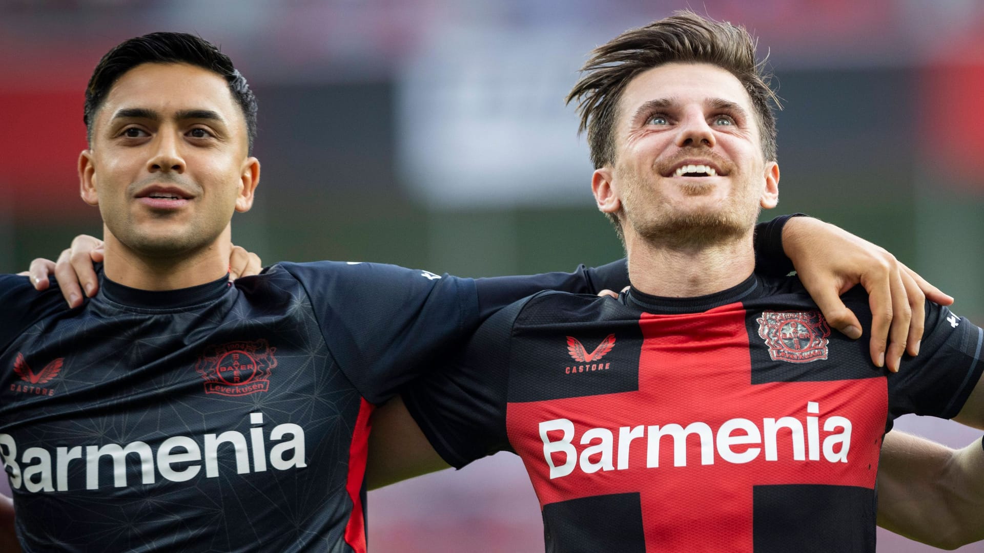 Nadiem Amiri (l.) und Jonas Hofmann spielen mit Leverkusen aktuell eine überragende Saison. Nadiem Amiri (l.) und Jonas Hofmann spielen mit Leverkusen aktuell eine überragende Saison.