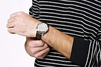 Herrenuhren zum Sparpreis: Amazon bietet viele Armbanduhren von Marken wie Tommy Hilfiger, s.Oliver und Fossil im Sale an.
