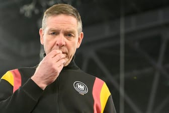 Bundestrainer Alfred Gíslason: Ganz ohne Kummer kann er nicht in die Handball-EM starten.