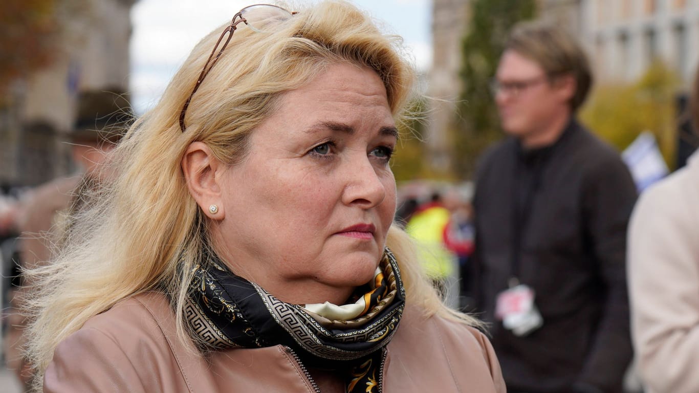 Kristin Brinker: Wegen einer Aussage steht die Berliner AfD-Chefin steht unter Druck.