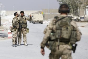 Bundeswehrsoldaten in Afghanistan (Archivbild): Posttraumatische Belastungsstörungen sind eine mögliche Folge von Auslandseinsätzen.