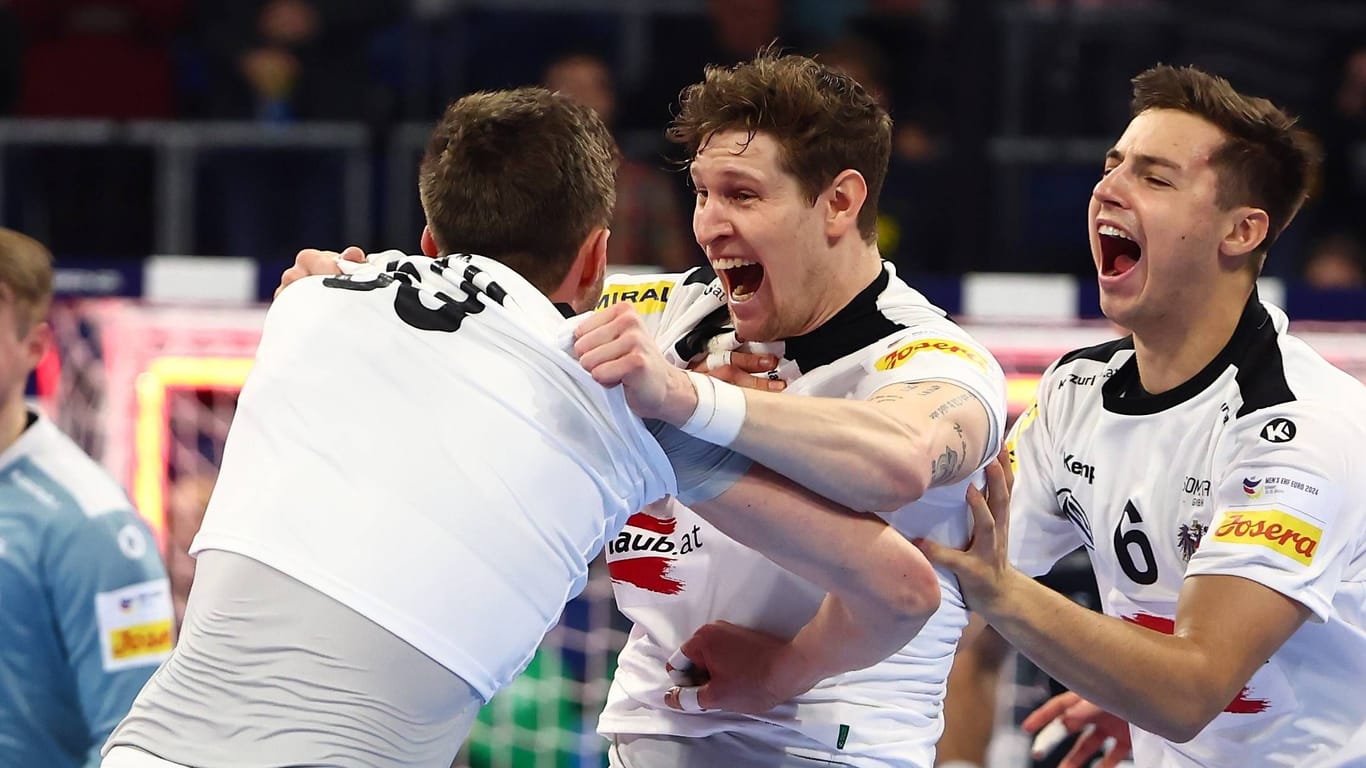 Österreich jubelt: Bei der Handball-Europameisterschaft gelangen dem Team schon zahlreiche Überraschungen.