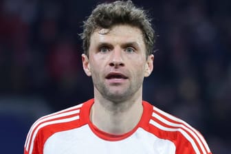 Thomas Müller: Der Angreifer spielt gegen Hoffenheim von Anfang an.