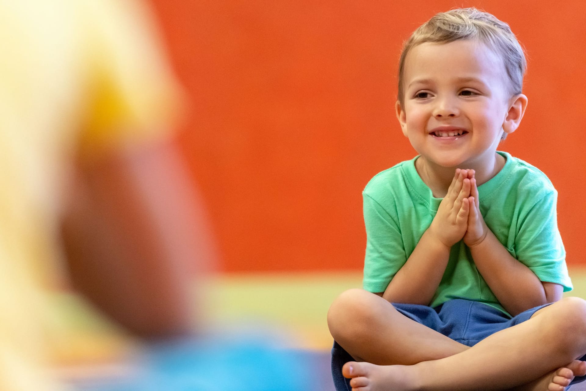 Achtsamkeit mit Kindern einfach und spielerisch üben.