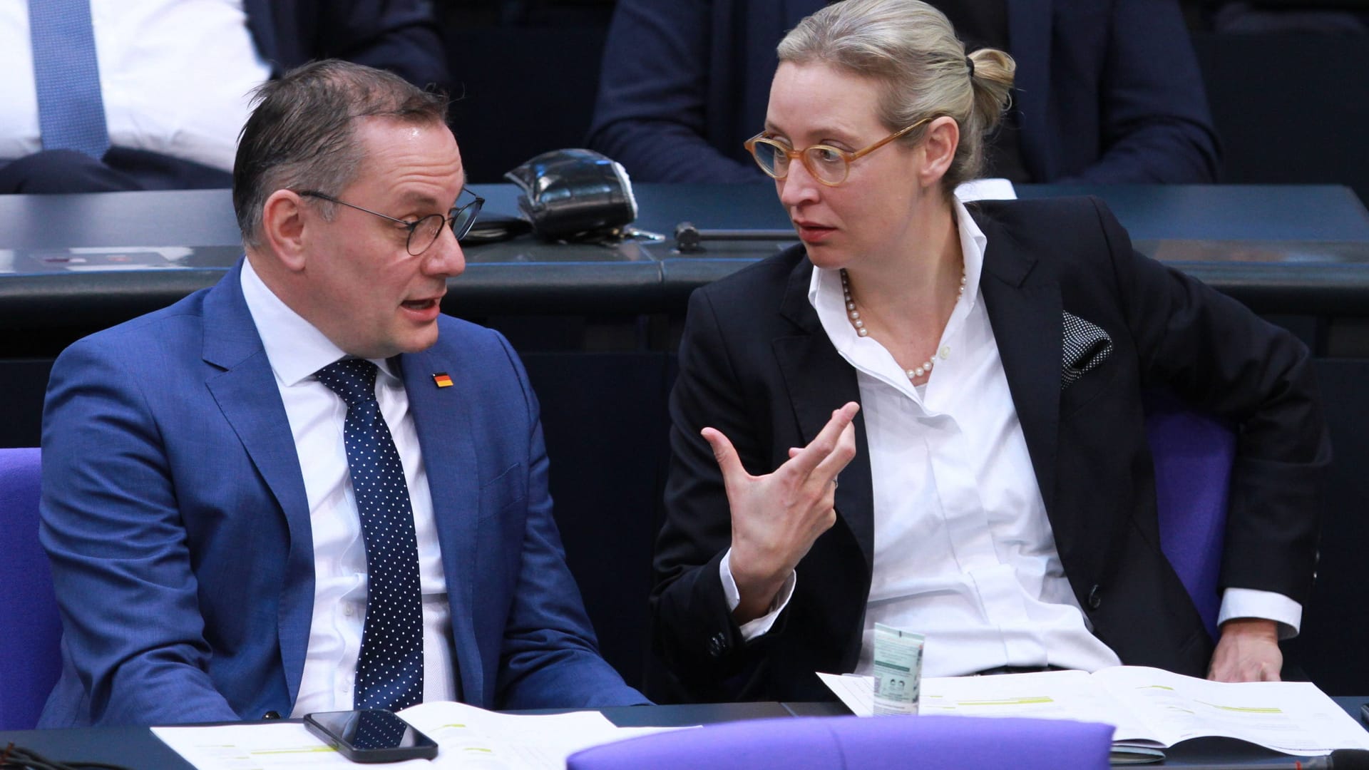Tino Chrupalla und Alice Weidel von der AfD (Archivfoto): Die beiden Parteivorsitzenden wollen offenbar im Sommer nach Essen kommen. Tino Chrupalla und Alice Weidel von der AfD (Archivfoto): Die beiden Parteivorsitzenden wollen offenbar im Sommer nach Essen kommen.