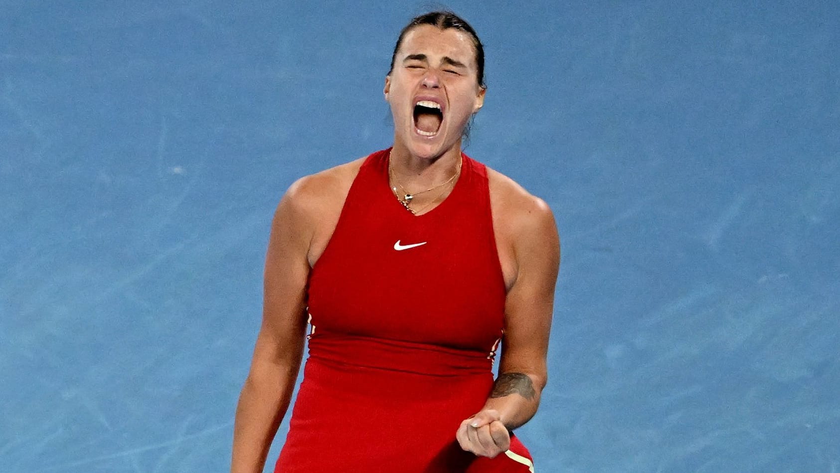 Jubelschrei: Aryna Sabalenka nach ihrem Sieg im Finale gegen Zheng Quinwen.