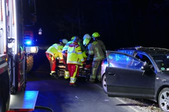 Unfall in Siegburg: Die Fahrerin wollte einer Katze ausweichen.
