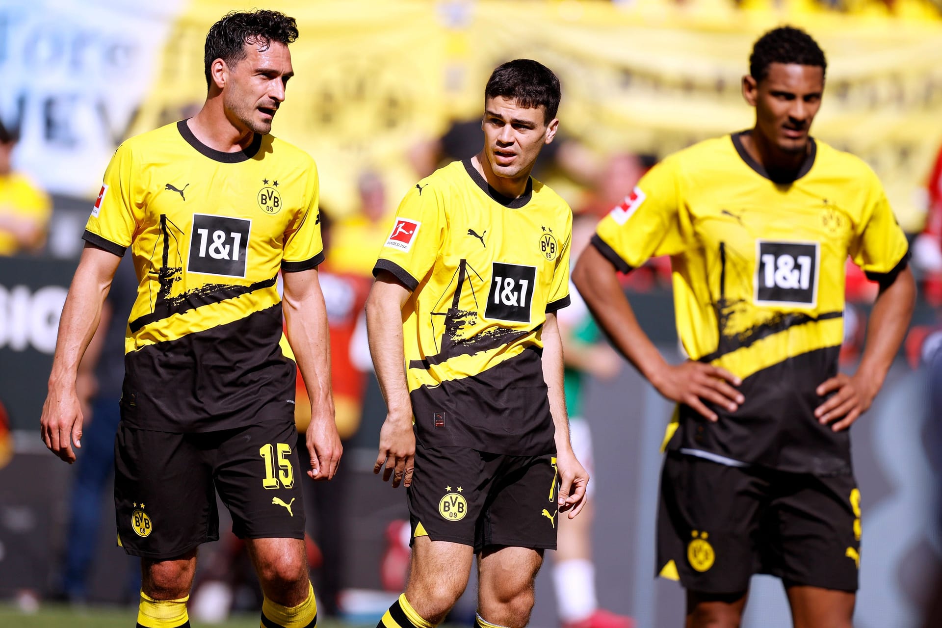 Giovanni Reyna neben Mats Hummels: Der US-Amerikaner könnte den BVB zeitnah verlassen.