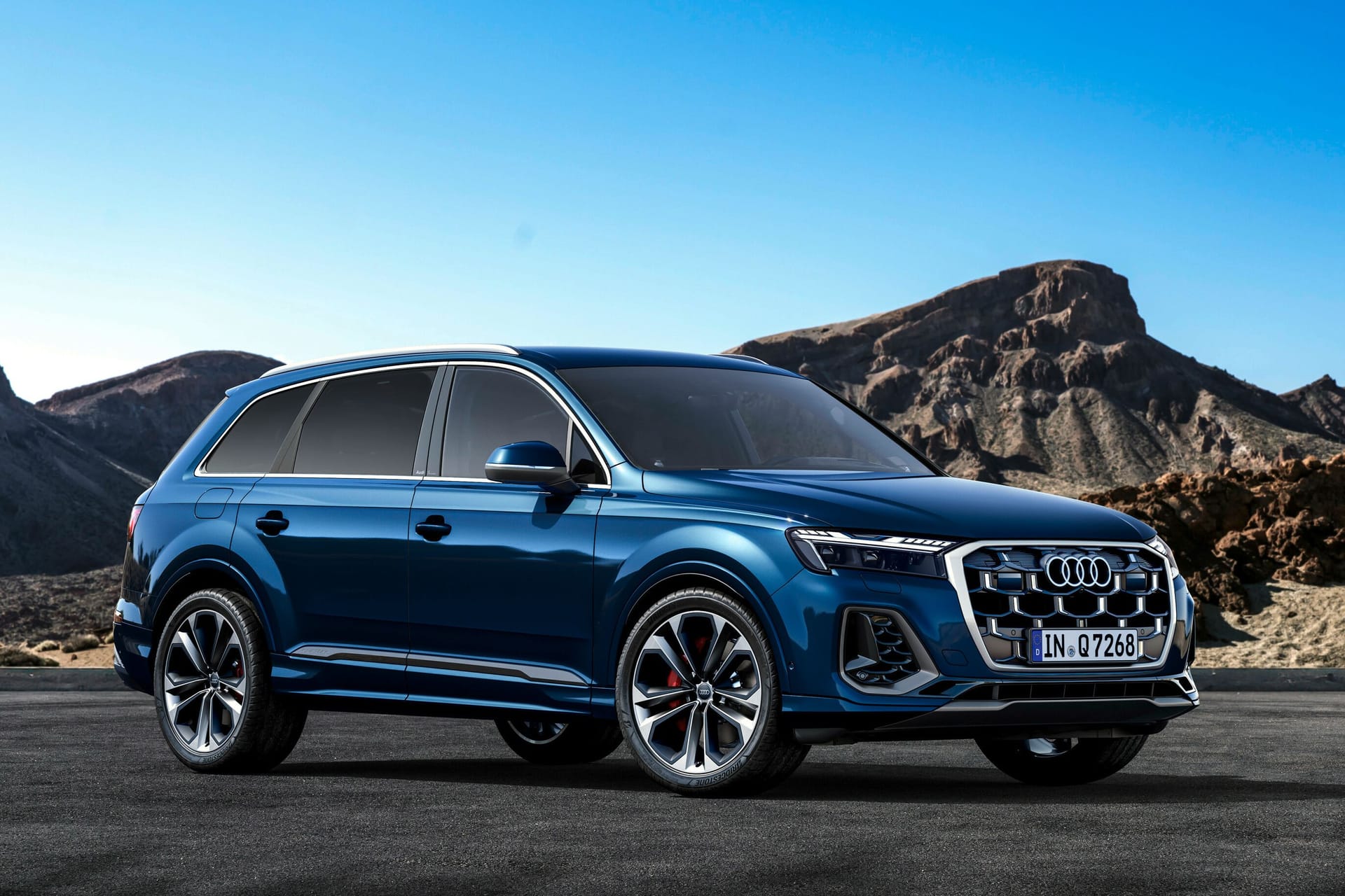 Neue Leuchten, neue Schürze: Die Frontpartie des Q7 hat Audi deutlich modernisiert.