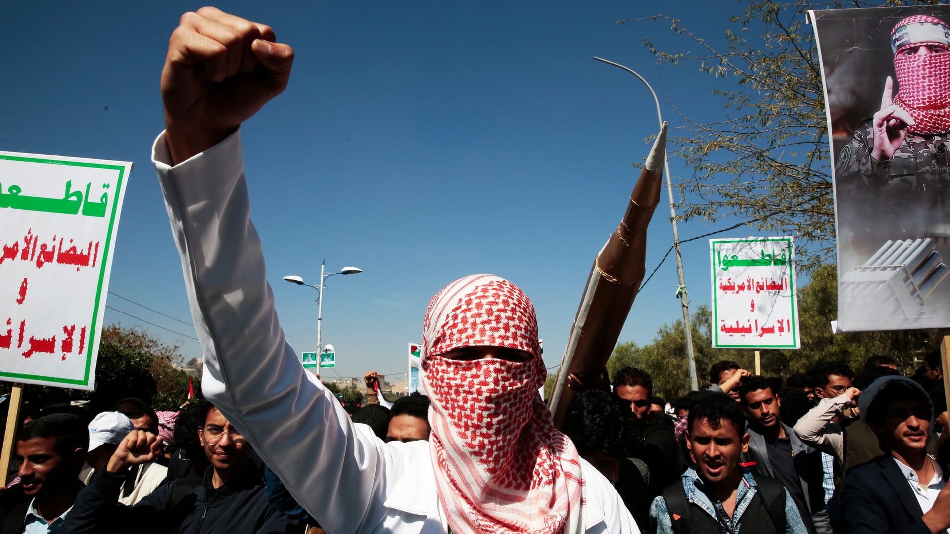 Anti-Israel-Protest im Jemen: Historiker Michael Wolffsohn fürchtet um Israels Existenz angesichts der Vielzahl seiner Feinde.