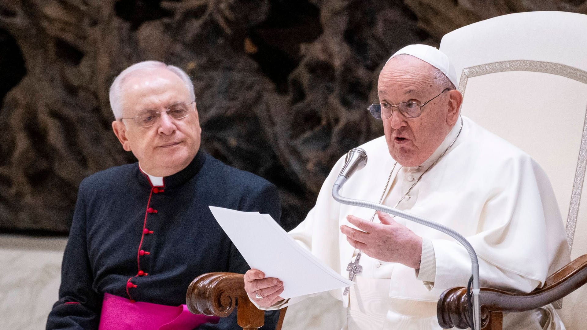 Papst Franziskus während seiner Audienz am Mittwoch: Vor Gläubigen spricht er über die Laster der Lust.