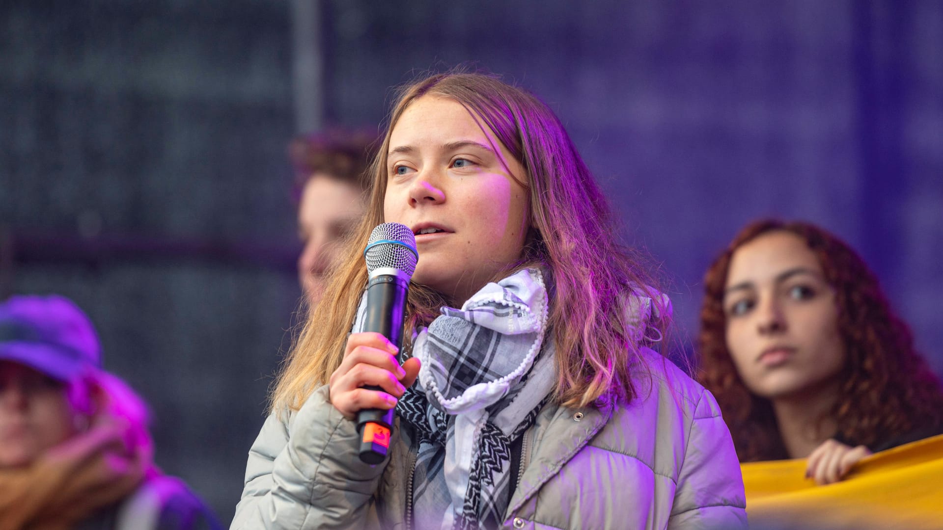 Amsterdam The Netherlands 12th November 2023 Klimaatmars. Climate March. Tens of thousands of people including various environmental groups and political parties turn up to march through Amsterdam from the Dam to Museumplein calling for better policies to combat climate change. Activist Greta Thunberg protest, demo, demonstration, demonstratie, manifestatie,