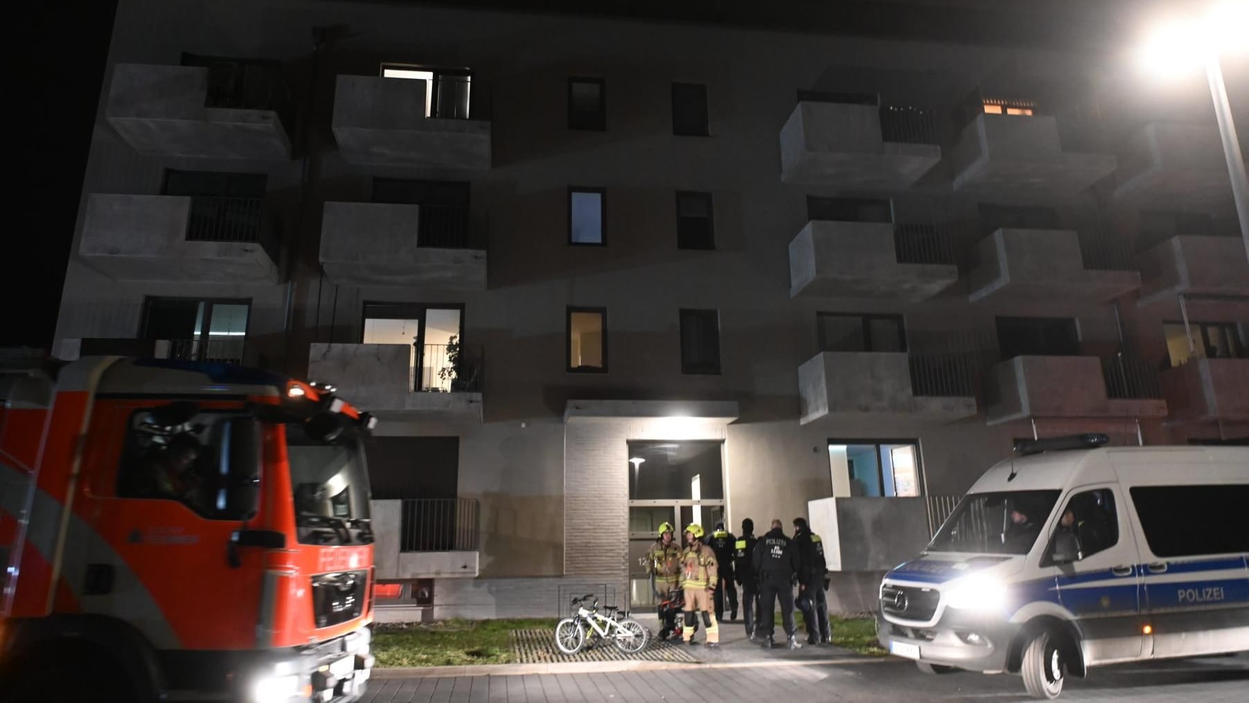 Berlin: Ein Mann löste in Hellersdorf einen stundenlangen SEK-Einsatz aus.