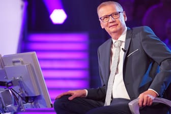 Günther Jauch: Seit fast 25 Jahren führt er als Moderator durch die Sendung "Wer wird Millionär?"