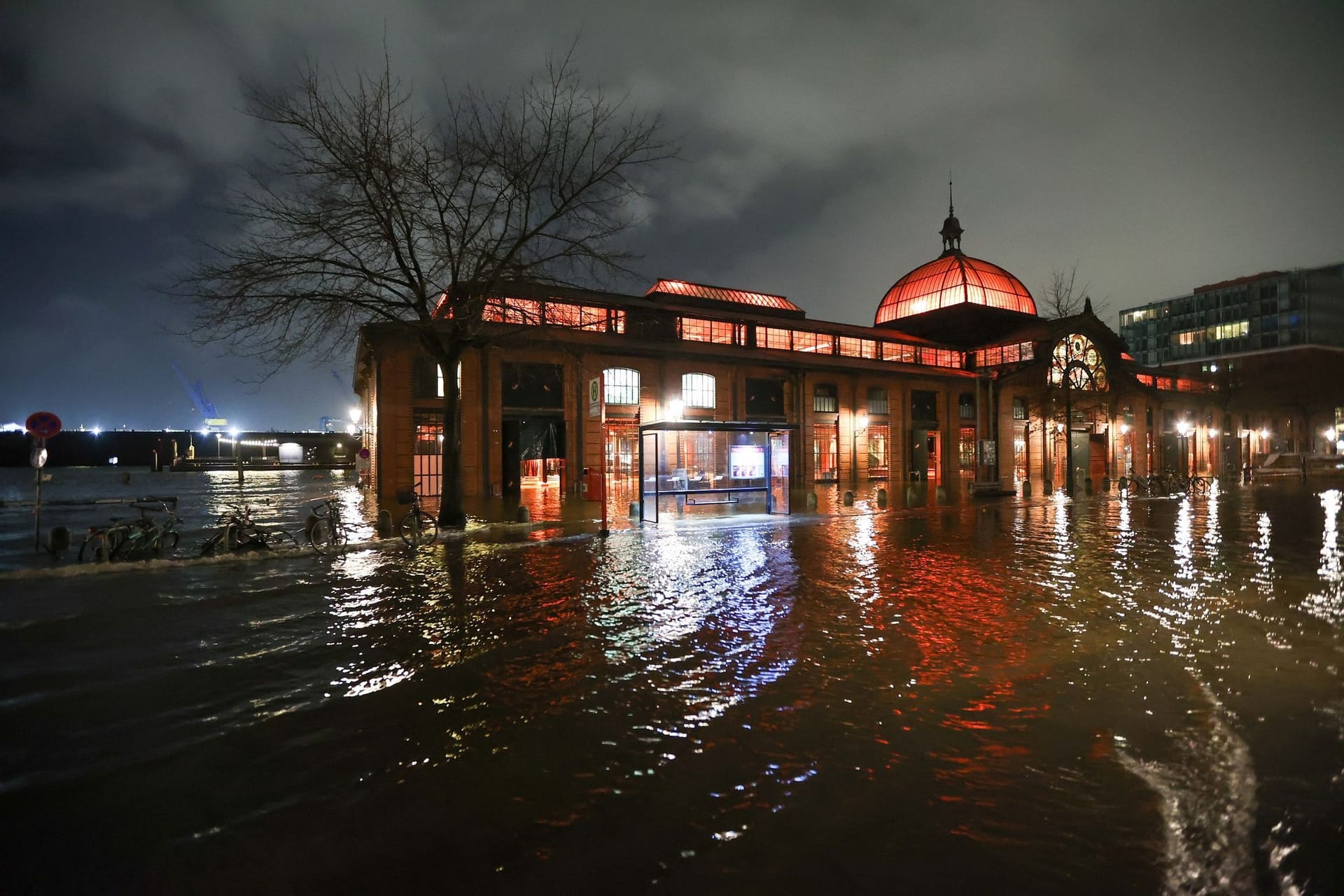 Sturmflut in Hamburg