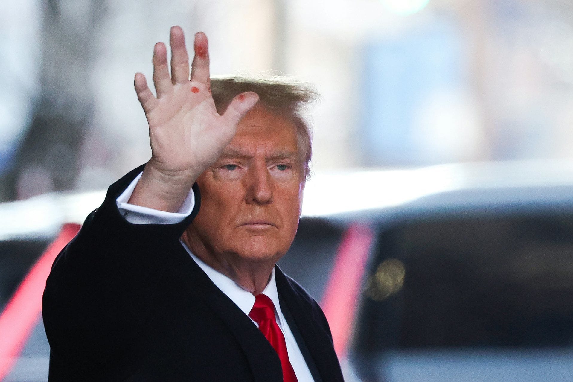 Donald Trump am Mittwoch in New York: Was sind das für rote Flecken?