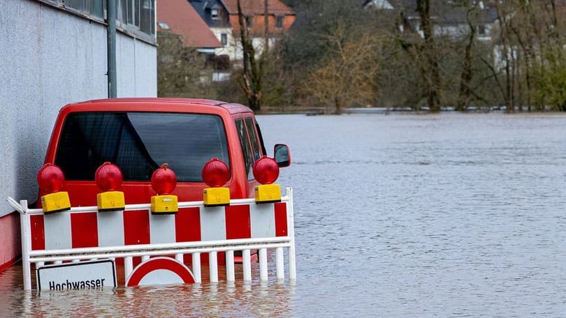 Hochwasser als Folge der Klimakrise: Experte fordert radikale Maßnahme