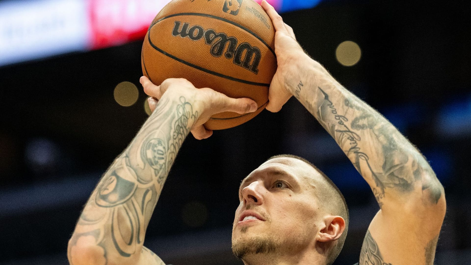 Daniel Theis Daniel Theis