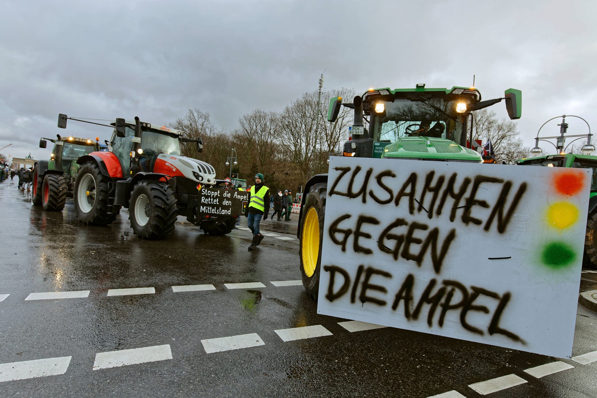 Bauern in Berlin auf der Straße (Archivbild): Sie protestieren gegen die Ampelregierung.