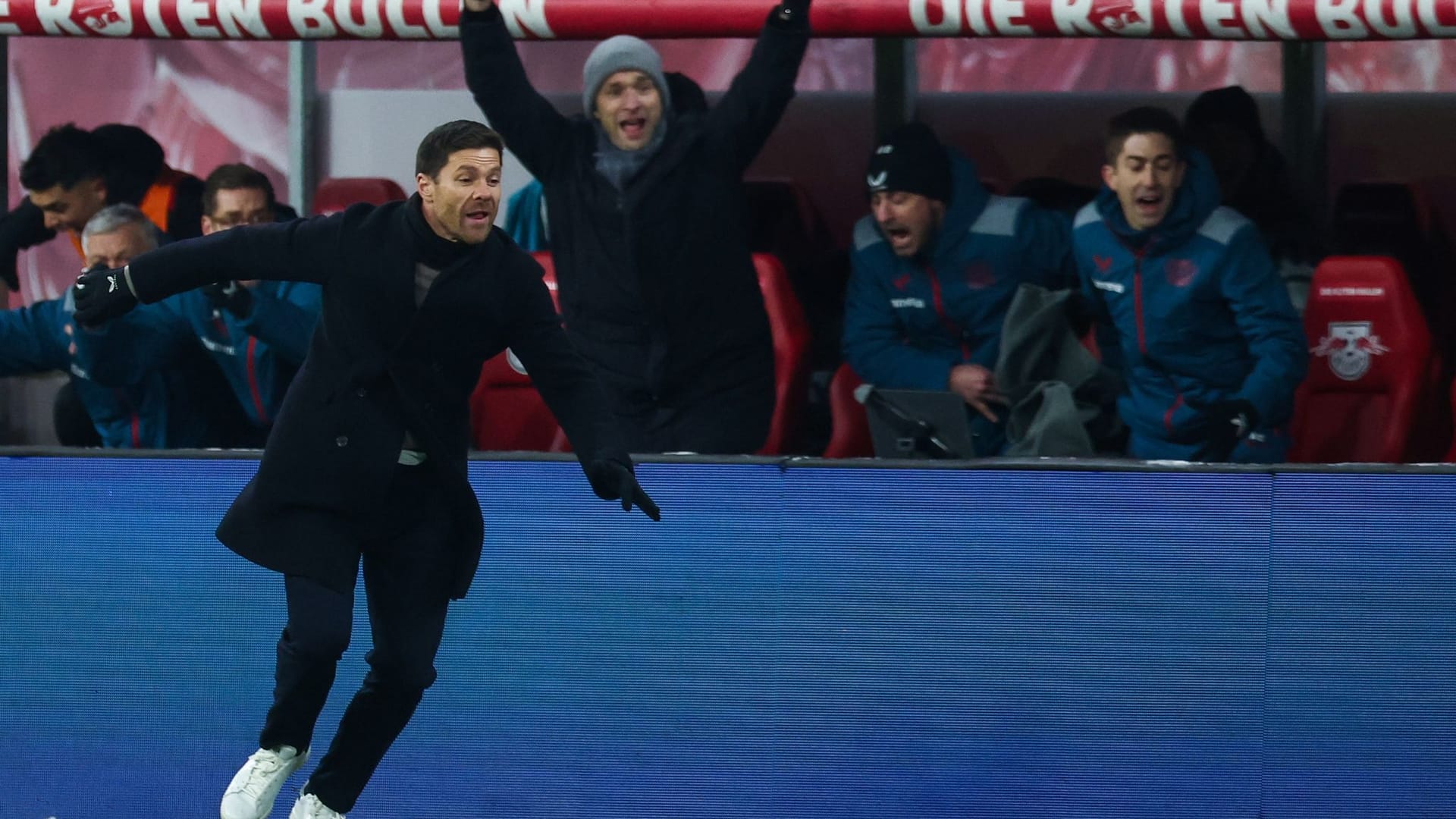 Xabi Alonso Xabi Alonso