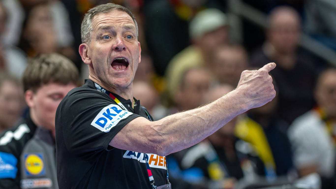 Alfred Gíslason: Der Bundestrainer und sein Team können sich nur eine Niederlage leisten, meint er.