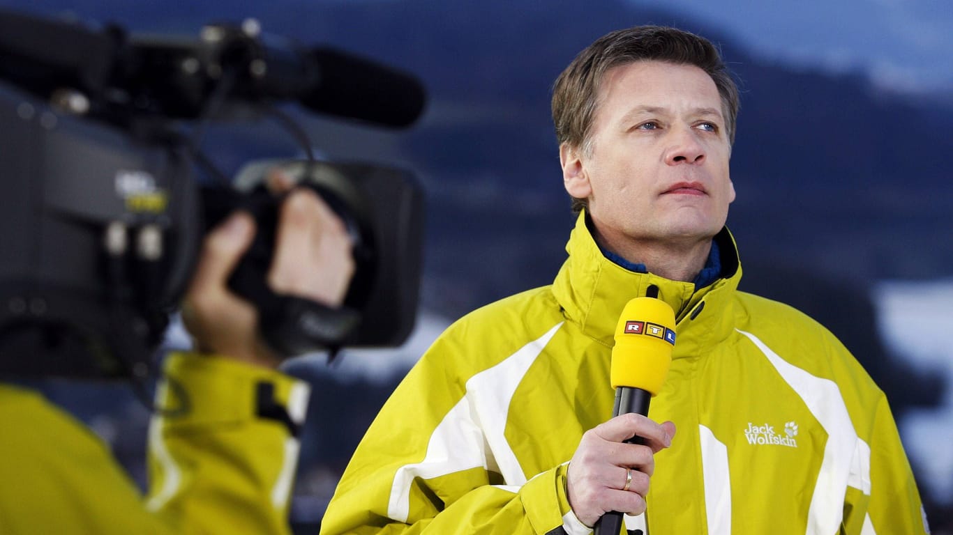 Günther Jauch moderierte von 2000 bis 2006 das Skispringen bei RTL.