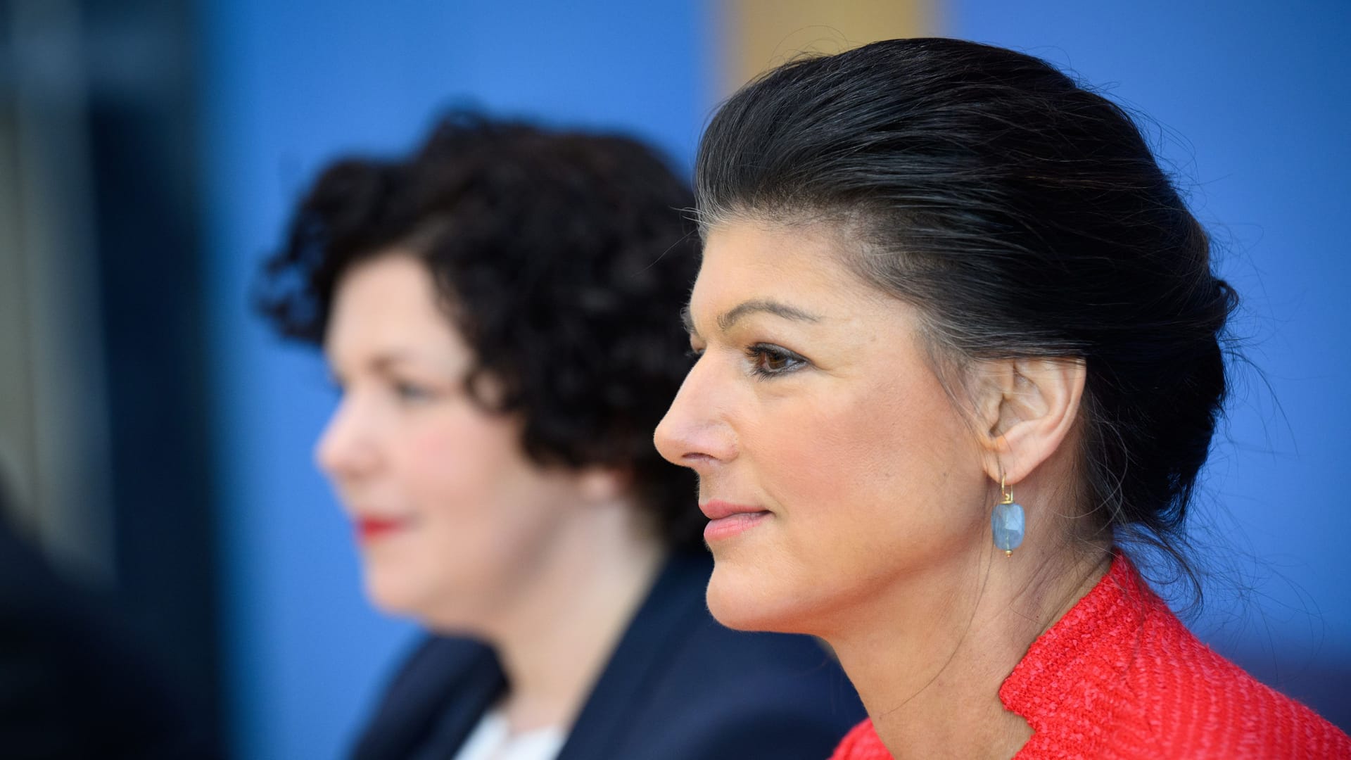 Sahra Wagenknecht und Amira Mohamed Ali bei einer Pressekonferenz in Berlin: Die Politikerinnen stellten ihr "Bündnis Sahra Wagenknecht" vor.