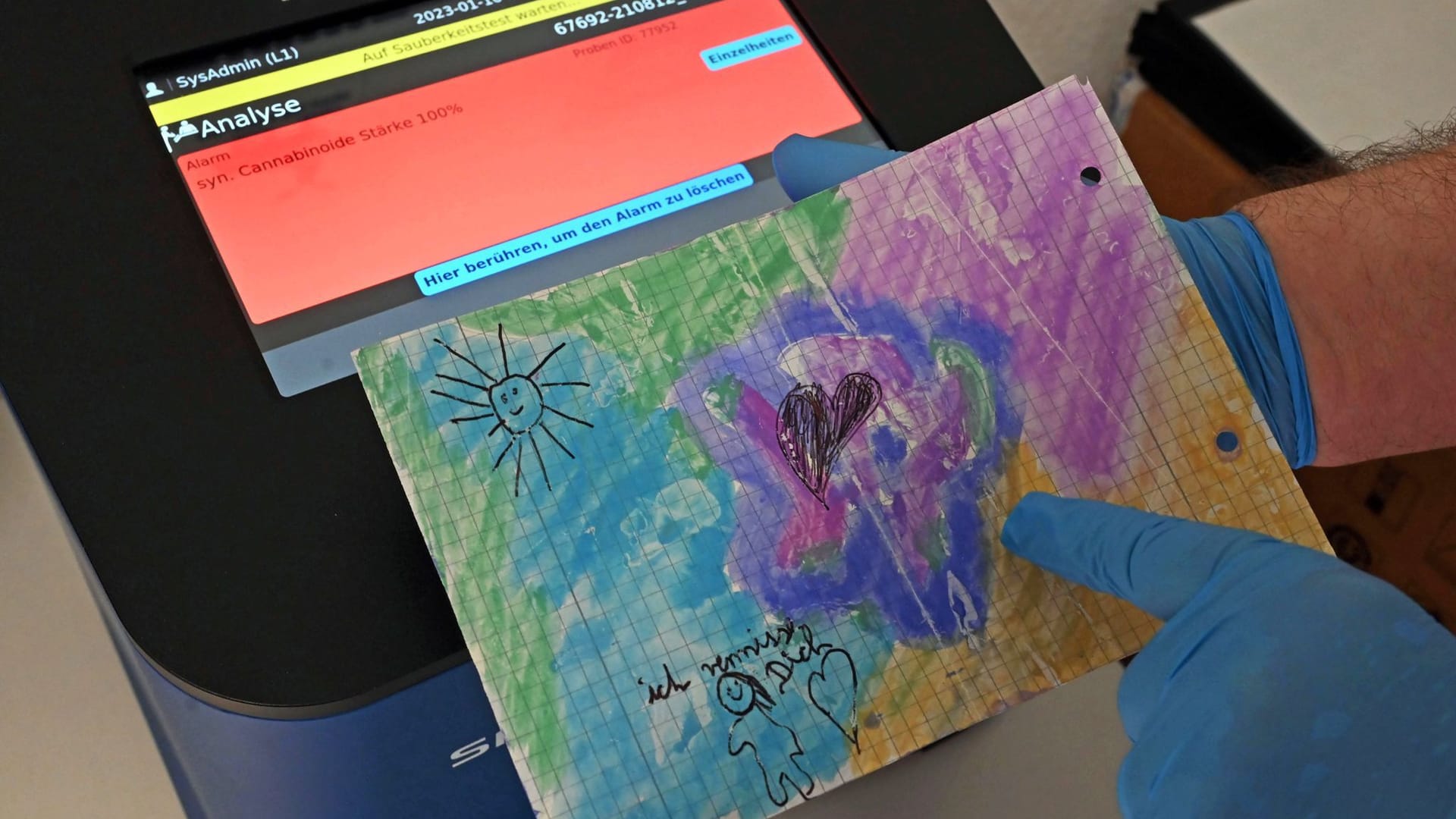 Drogenscanner im Gefängnis Drogenscanner im Gefängnis