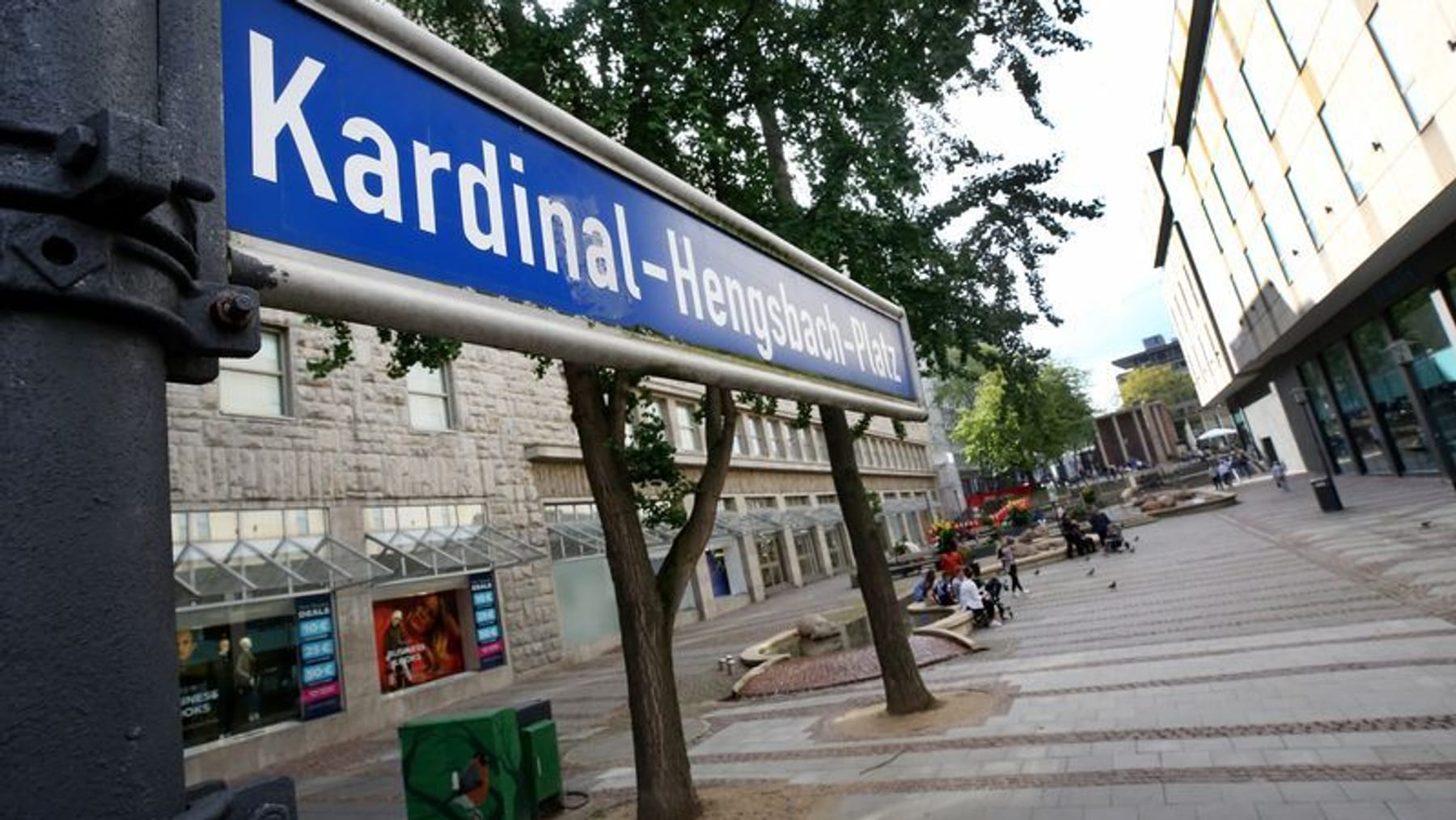 Essen: Kardinal-Hengsbach-Platz bekommt neuen Namen