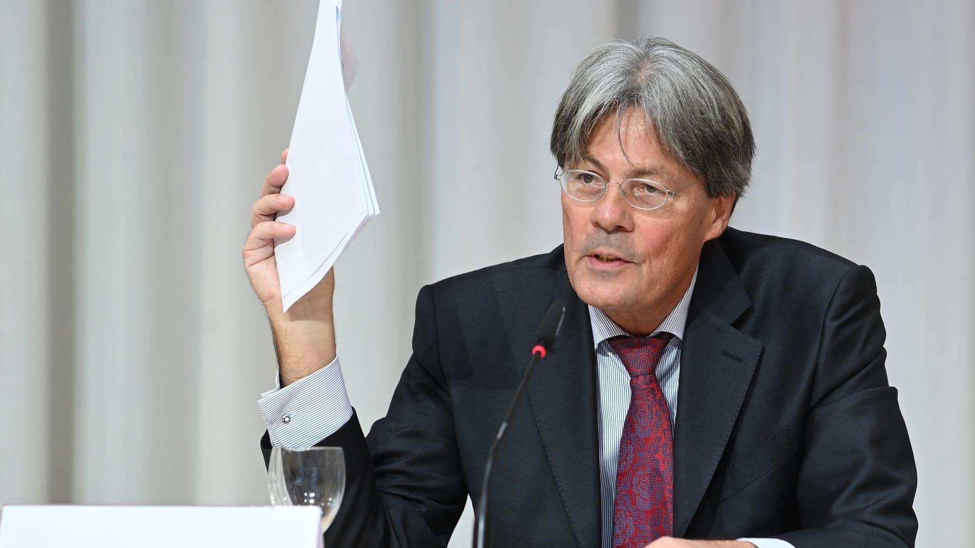Ulrich Wastl Ulrich Wastl