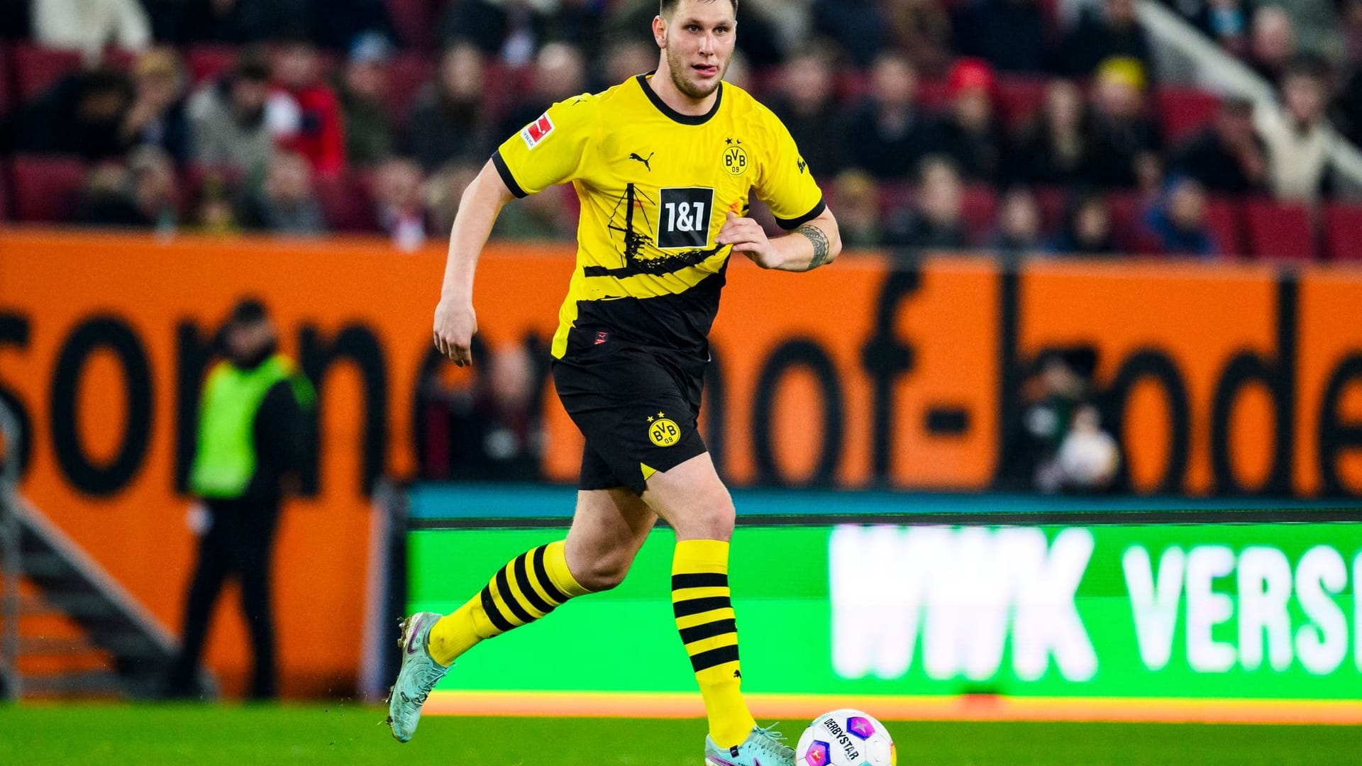 Niklas Süle Niklas Süle