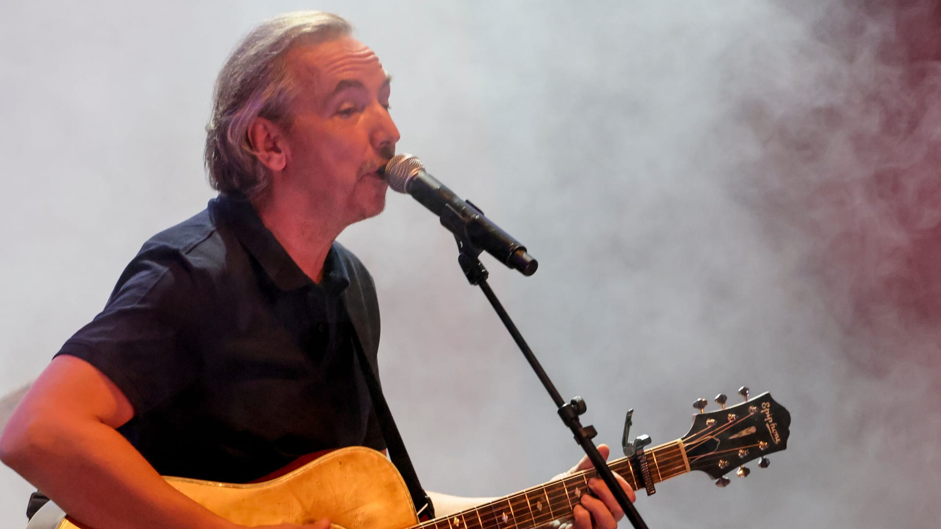 Olli Schulz bei einem Konzert (Archivfoto): Der Dom ist für ihn ein "altes, dunkles Gemäuer."