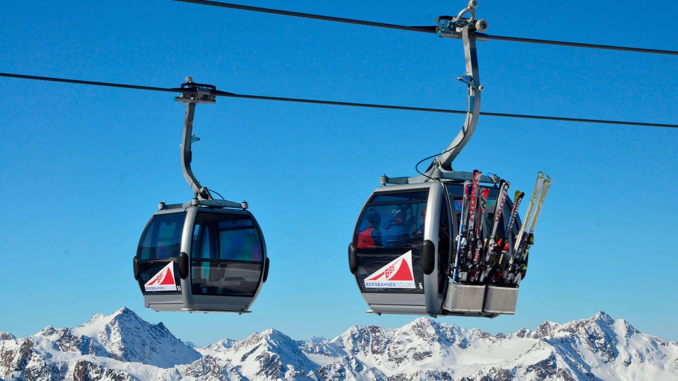 Gondel im Ötztal (Symbolbild): An einer solchen Seilbahn hat sich ein Unfall ereignet.