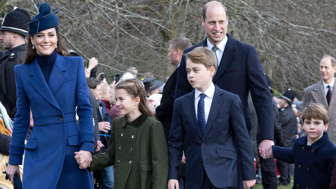 25. Dezember 2023: Die Prinzessin und der Prinz von Wales mit ihren Kindern.