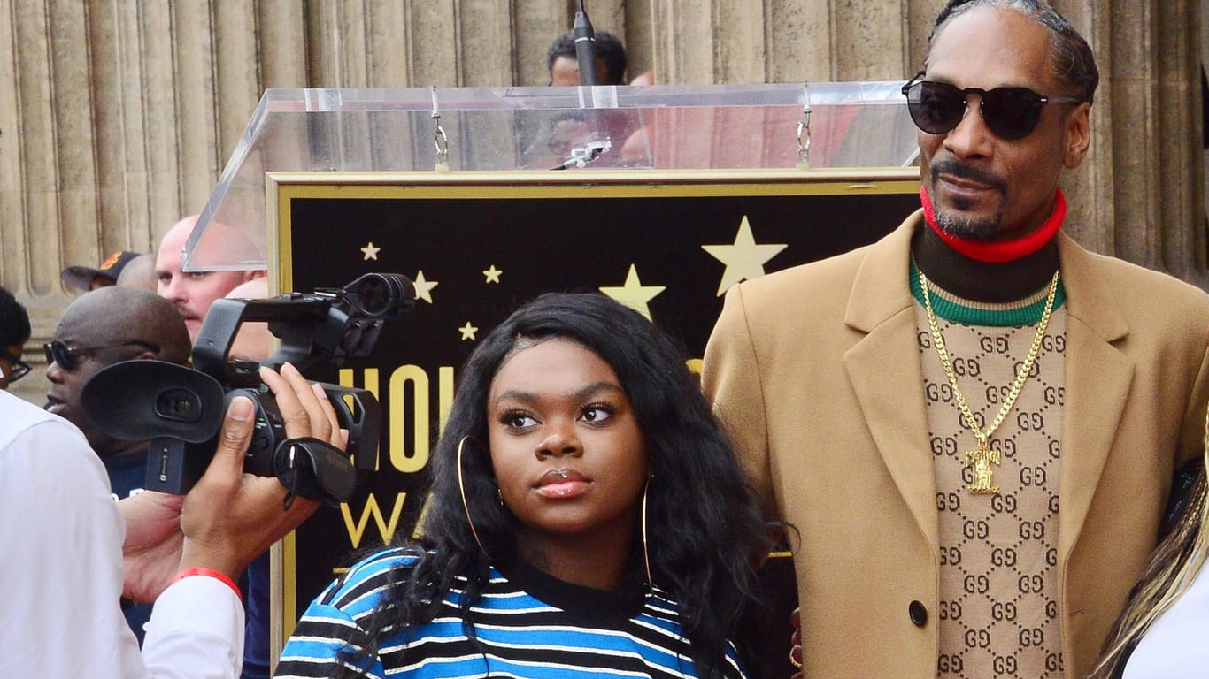Snoop Dogg mit Tochter Cori Broadus bei einem Event im November 2018.