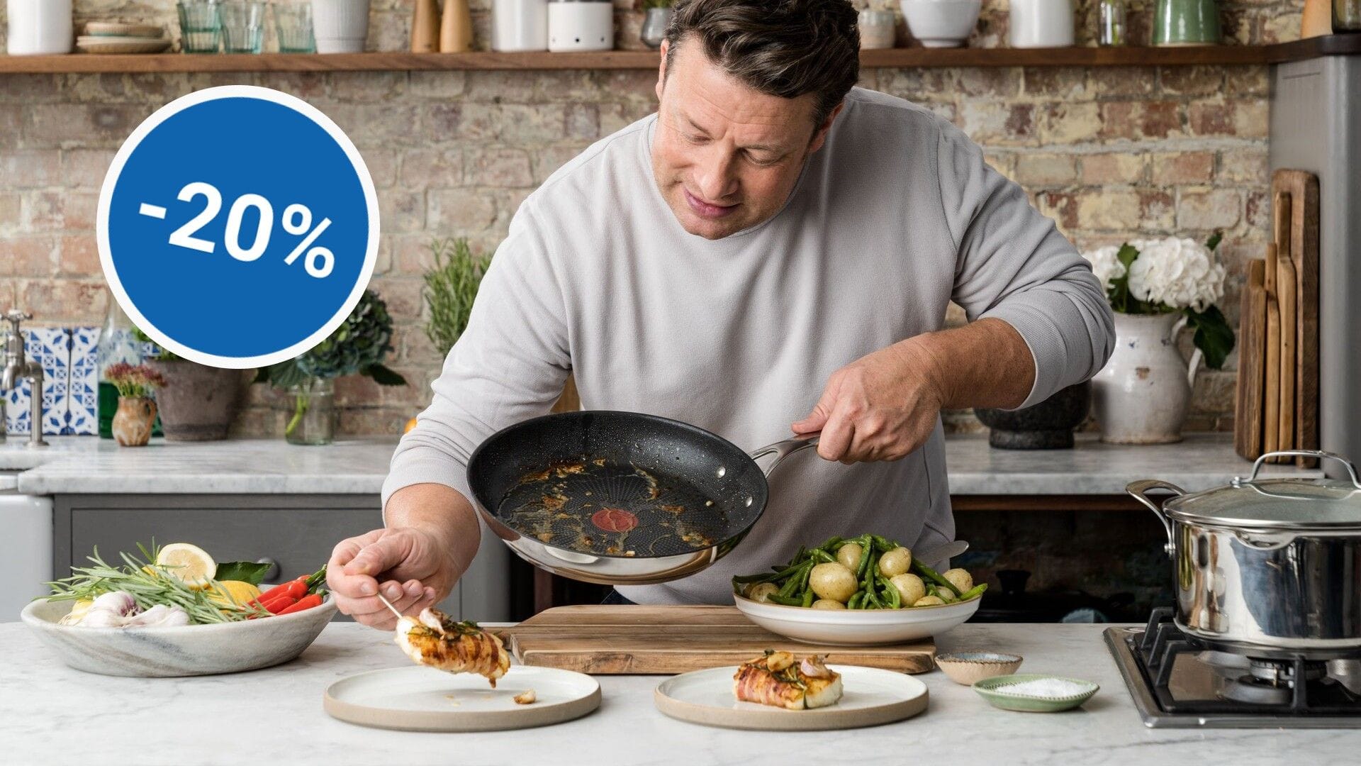 Zum Black-Friday-Preis: Bei Amazon ist das Tefal-Pfannenset von Jamie Oliver auf unter 100 Euro reduziert.