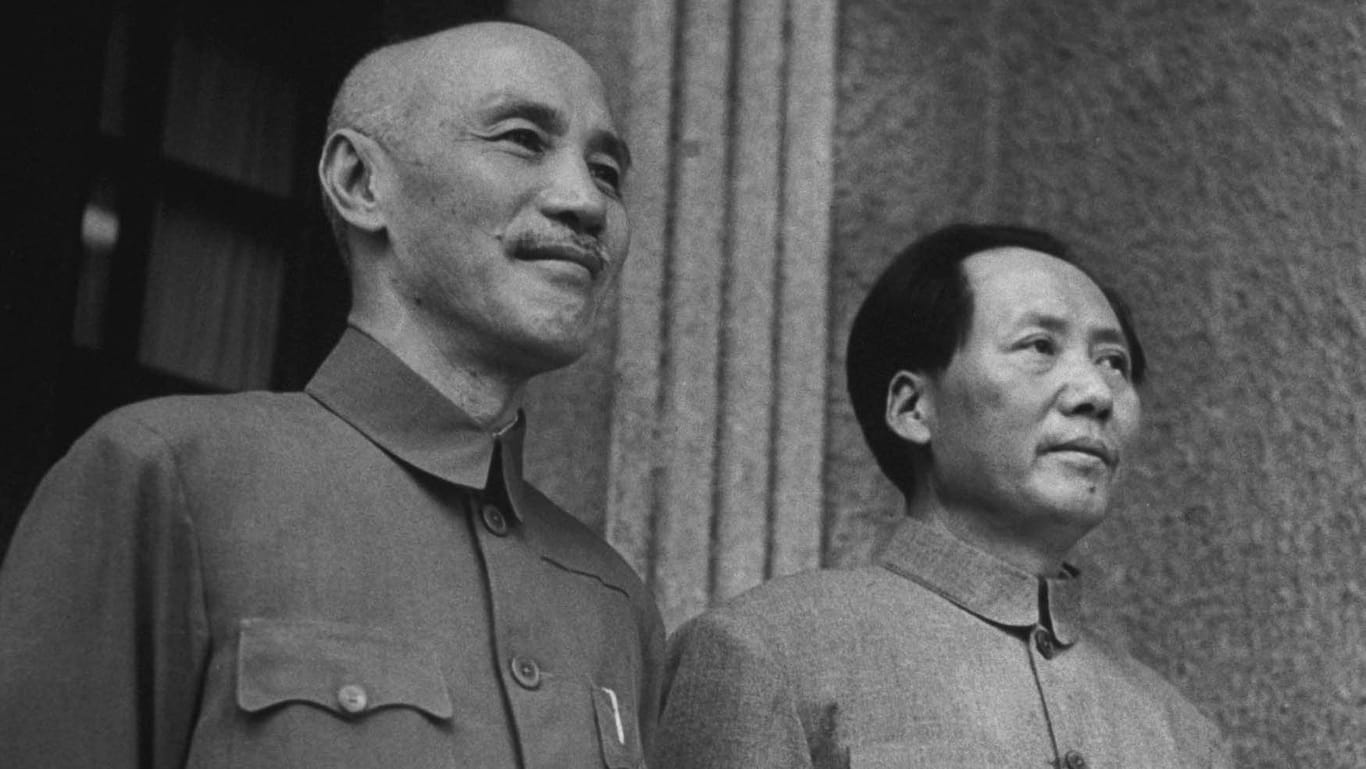 Chiang Kai-Shek und Mao Zedong 1945: Die beiden waren unversöhnliche Gegner.