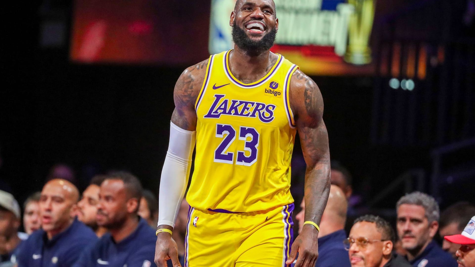 LeBron James LeBron James