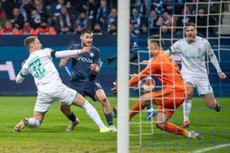 VfL Bochum gegen Werder Bremen: Die Teams lieferten sich ein hitziges Duell.