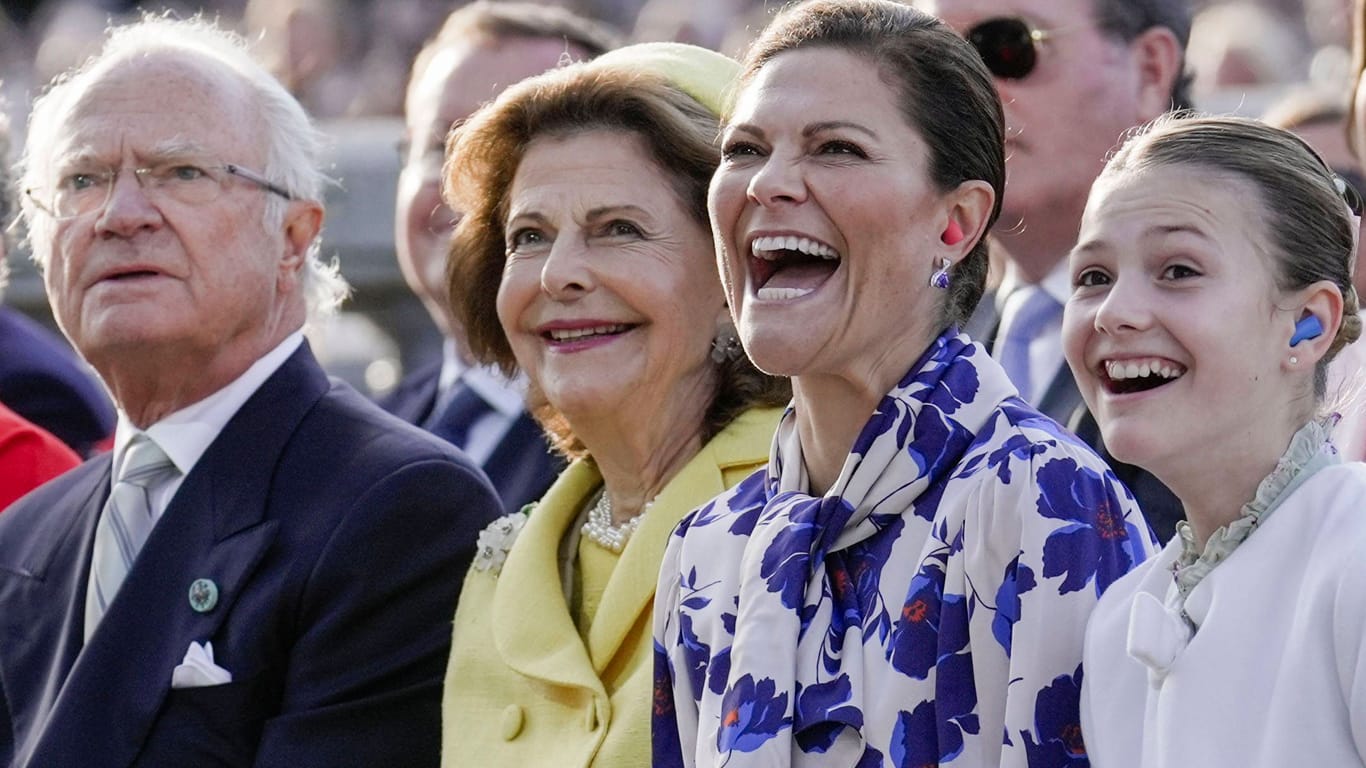 König Carl Gustaf, Königin Silvia, Kronprinzessin Victoria und Prinzessin Estelle im September 2023