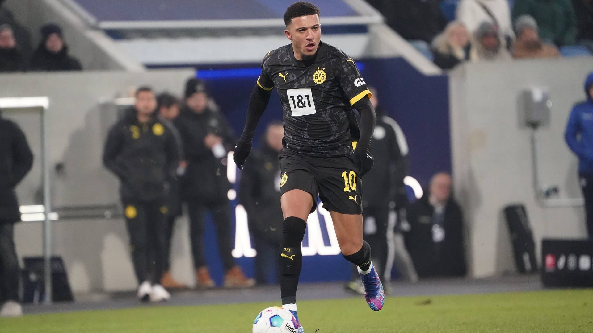Direkt wieder kreativer Faktor im BVB-Spiel: Jadon Sancho am Ball in Darmstadt. Direkt wieder kreativer Faktor im BVB-Spiel: Jadon Sancho am Ball in Darmstadt.