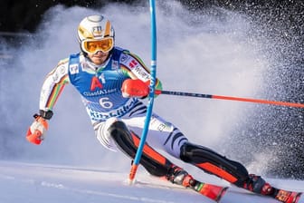 Linus Straßer: Er hat den Slalom in Kitzbühel gewonnen.