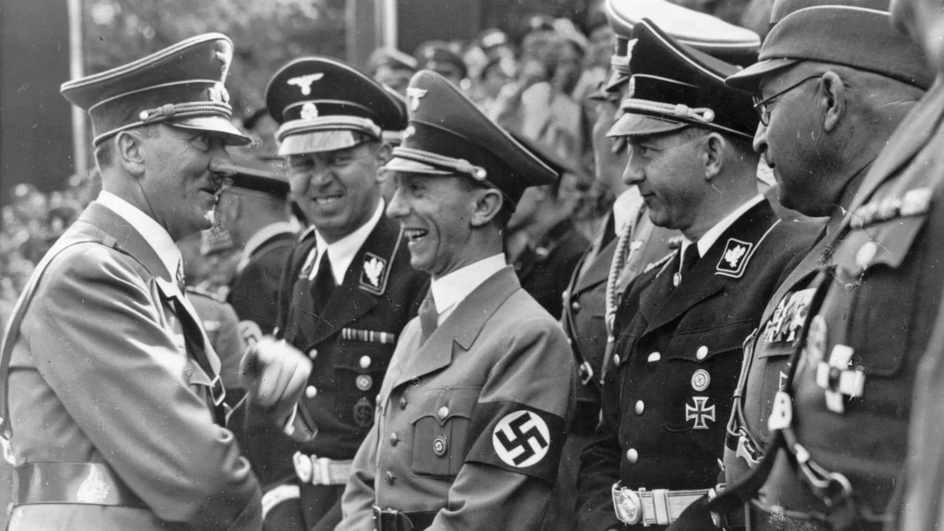 Adolf Hitler und Joseph Goebbels: 1940 planten die Nationalsozialisten die Deportation von Juden nach Madagaskar.