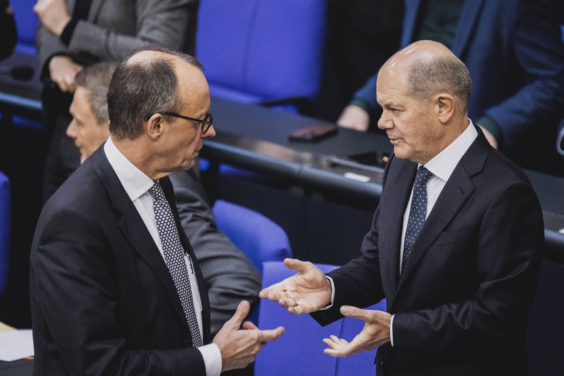 Wann verteidigen Olaf Scholz und Friedrich Merz gemeinsam die Demokratie?